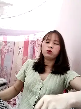 Snapshot of -Bami- chatting on 02-20-26, 11:49 -Bami- online show from 02-20-26, 11:49