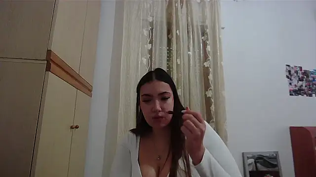 LunaVelix online show from 02-07-26, 08:40