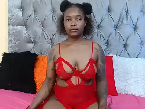 Snapshot of Lavendaxxx chatting on 02-06-26, 02:31 Lavendaxxx online show from 02-06-26, 02:31