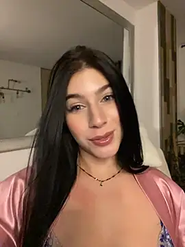 Snapshot of _HannahFox_ chatting on 07-02-26, 03:45 HannahFox online show from 07-02-26, 03:45