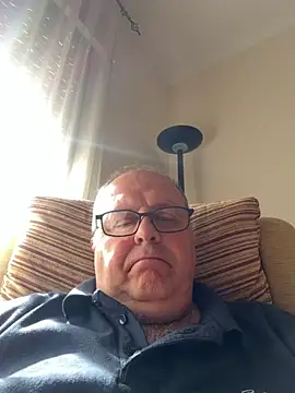 YachtCaptain10 online show from 04-15-26, 08:43