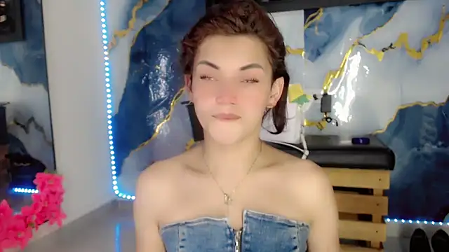 NathalialLooes online show from 05-25-26, 05:13