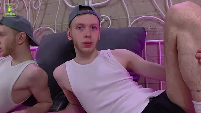 Snapshot of ZidNevil chatting on 02-19-26, 10:22 ZidNevil online show from 02-19-26, 10:22