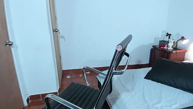 Snapshot of AshlyViper chatting on 02-27-26, 11:21 AshlyViper online show from 02-27-26, 11:21