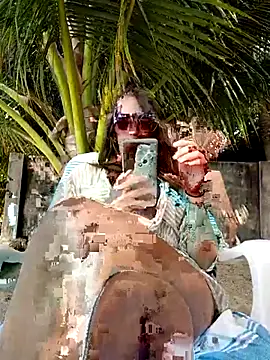 Snapshot of Alexdevil92 chatting on 02-24-26, 01:25 Alexdevil92 online show from 02-24-26, 01:25