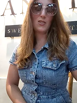 Snapshot of Alexdevil92 chatting on 02-27-26, 01:33 Alexdevil92 online show from 02-27-26, 01:33