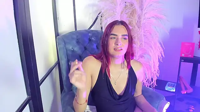 Snapshot of CleoFoxx_ chatting on 02-19-26, 04:30 CleoFoxx online show from 02-19-26, 04:30