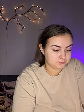 AlyaX X online show from 02-04-26, 01:39