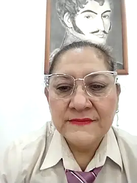 Snapshot of JULIETA_21- chatting on 02-10-26, 02:43 JULIETA 21- online show from 02-10-26, 02:43