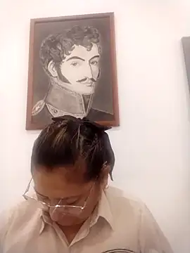 Snapshot of JULIETA_21- chatting on 02-27-26, 12:05 JULIETA 21- online show from 02-27-26, 12:05