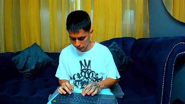 Aron pulse online show from 03-30-26, 01:23