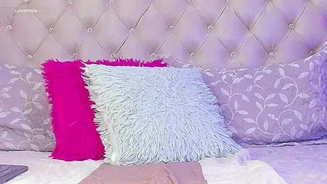 Vero Ivanova online show from 07-20-26, 12:25