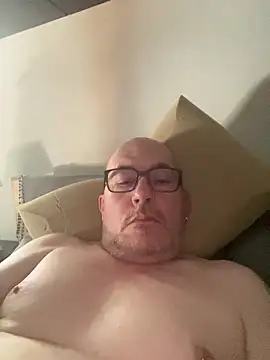 Pimouss01000 online show from 06-18-26, 01:37