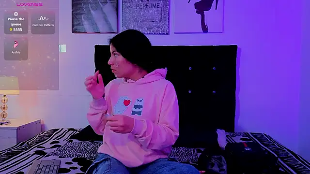 Zoe-yanin online show from 02-26-26, 07:13