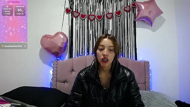 Snapshot of emily_cooper_pym chatting on 02-14-26, 12:24 emily cooper pym online show from 02-14-26, 12:24