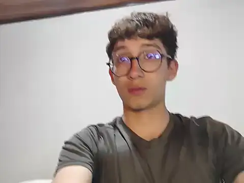 MaxAndNico online show from 02-05-26, 03:11