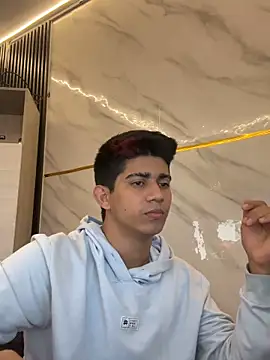 Thiago Olsen online show from 04-25-26, 07:33