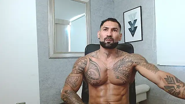 Snapshot of brooklyn- chatting on 02-11-26, 03:06 brooklyn- online show from 02-11-26, 03:06