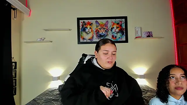 Snapshot of meredit_cris23 chatting on 02-19-26, 03:24 meredit cris23 online show from 02-19-26, 03:24