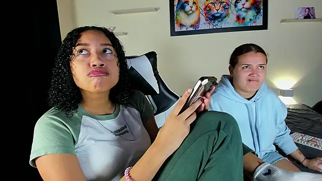 Snapshot of meredit_cris23 chatting on 02-20-26, 03:03 meredit cris23 online show from 02-20-26, 03:03