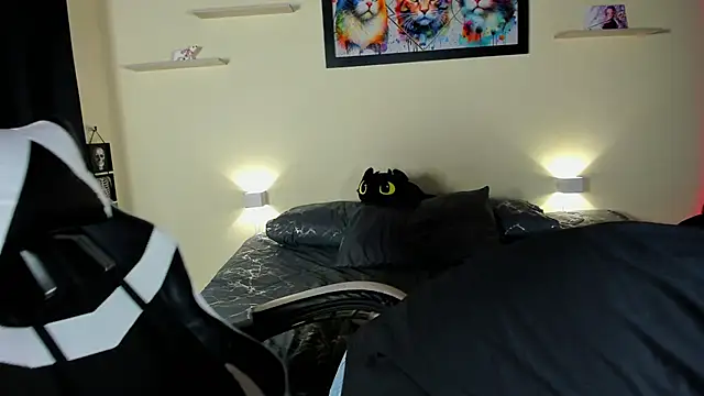 Snapshot of meredit_cris23 chatting on 02-20-26, 06:26 meredit cris23 online show from 02-20-26, 06:26