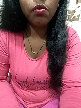 Snapshot of Parul-009 chatting on 02-09-26, 06:50 Parul-009 online show from 02-09-26, 06:50