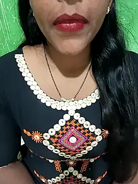 Snapshot of Parul-009 chatting on 02-27-26, 04:34 Parul-009 online show from 02-27-26, 04:34