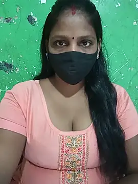 Snapshot of Parul-009 chatting on 06-12-26, 06:34 Parul-009 online show from 06-12-26, 06:34