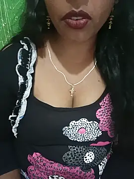Snapshot of Parul-009 chatting on 07-15-26, 07:02 Parul-009 online show from 07-15-26, 07:02