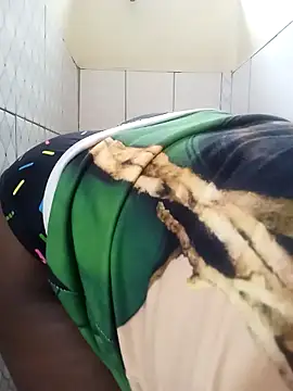 Snapshot of ShatraKaleesi chatting on 02-10-26, 05:55 ShatraKaleesi online show from 02-10-26, 05:55