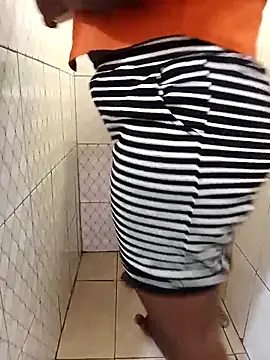 Snapshot of ShatraKaleesi chatting on 02-13-26, 05:14 ShatraKaleesi online show from 02-13-26, 05:14