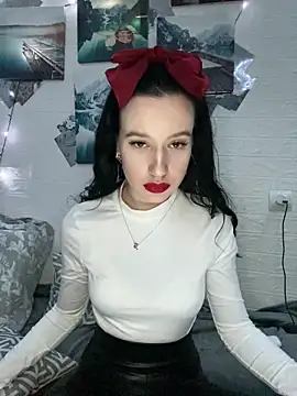 Carolina G0lden online show from 03-06-26, 09:11