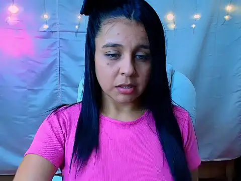 Snapshot of DanielaLati chatting on 02-01-26, 10:08 DanielaLati online show from 02-01-26, 10:08