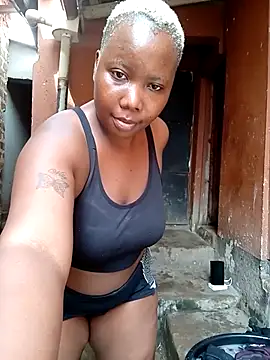 Snapshot of RanniClara chatting on 02-12-26, 08:42 RanniClara online show from 02-12-26, 08:42