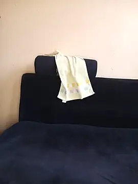 Snapshot of RanniClara chatting on 06-25-26, 01:04 RanniClara online show from 06-25-26, 01:04
