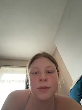 Snapshot of Paige_love chatting on 03-09-26, 04:00 Paige love online show from 03-09-26, 04:00