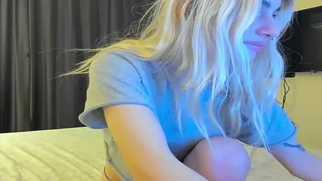 Lesyalisss online show from 03-18-26, 10:13