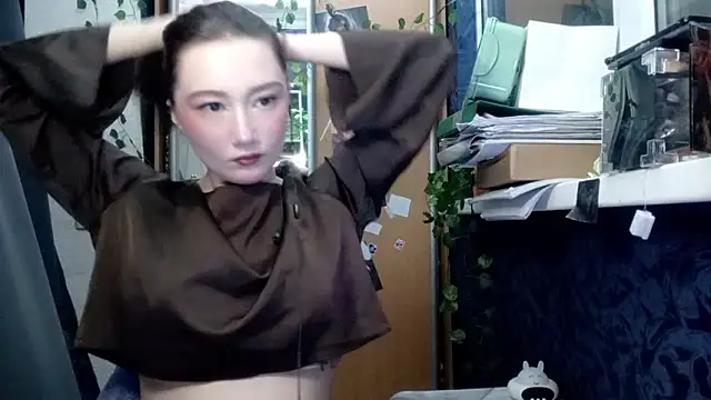 PhoebePalmer online show from 03-18-26, 08:56