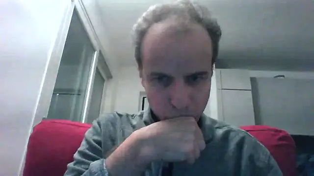 Snapshot of andre_italy chatting on 02-01-26, 10:41 andre italy online show from 02-01-26, 10:41