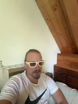 Faszos444444 online show from 08-02-26, 11:52