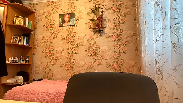 Snapshot of KatheyMichelfelder chatting on 02-17-26, 06:21 KatheyMichelfelder online show from 02-17-26, 06:21