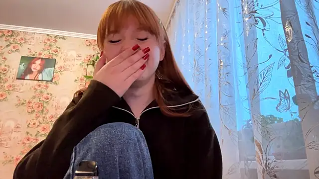 Snapshot of KatheyMichelfelder chatting on 02-19-26, 06:09 KatheyMichelfelder online show from 02-19-26, 06:09