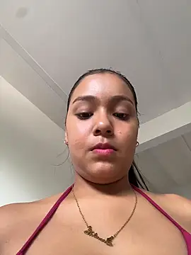 Snapshot of Baby_morena12 chatting on 06-18-26, 04:33 Baby morena12 online show from 06-18-26, 04:33