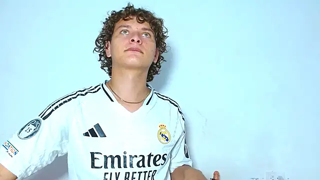 arielnoir6958 online show from 04-03-26, 11:36