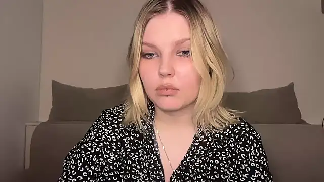 Ophelia Ritz online show from 03-23-26, 12:36