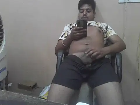 chocolatesboy143 online show from 05-05-26, 04:15