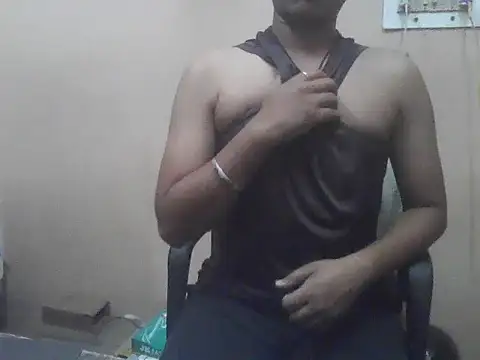 chocolatesboy143 online show from 05-23-26, 05:06