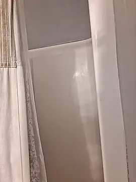 Snapshot of TrndSettr chatting on 02-05-26, 11:31 TrndSettr online show from 02-05-26, 11:31