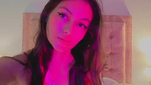 Snapshot of Jennifer_Lee_ chatting on 07-03-26, 10:38 Jennifer Lee online show from 07-03-26, 10:38