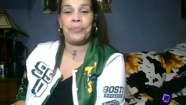 Snapshot of harleycakess chatting on 05-23-26, 11:58 harleycakess online show from 05-23-26, 11:58
